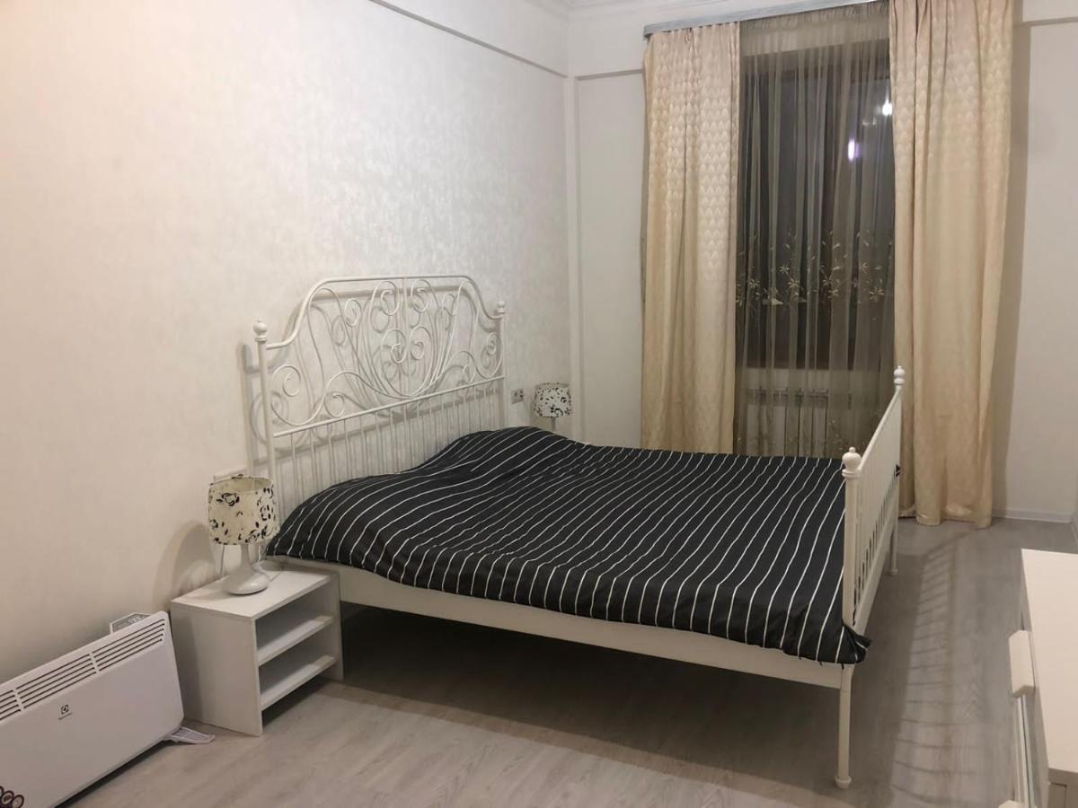 Красивая, Просторная Квартира В Самом Центре Еревана, Рядом С Оперным Театром. Екстериор снимка